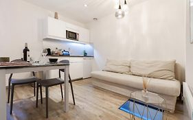 Atypique Ramblas Avec Sa Chambre